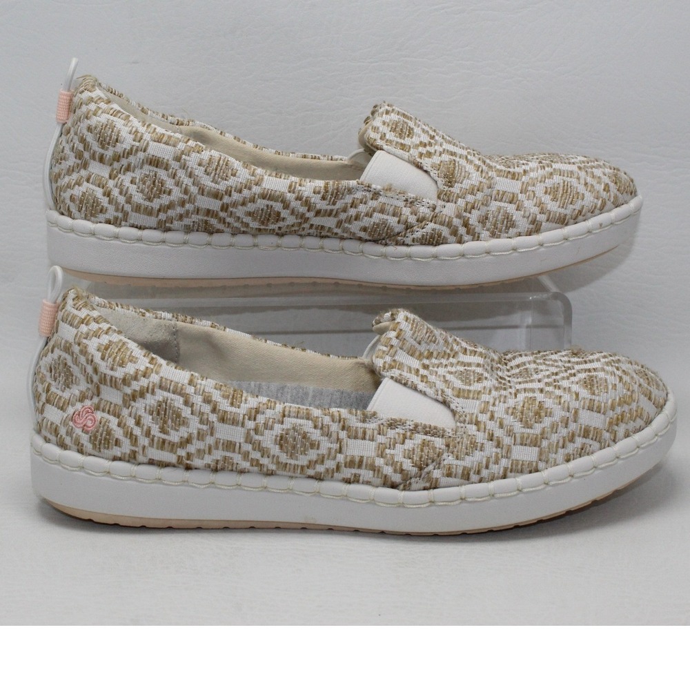 Clarks Cloudsteppers Step Glow Slip‎ On Tan White Geometric Woven Flats 6.5